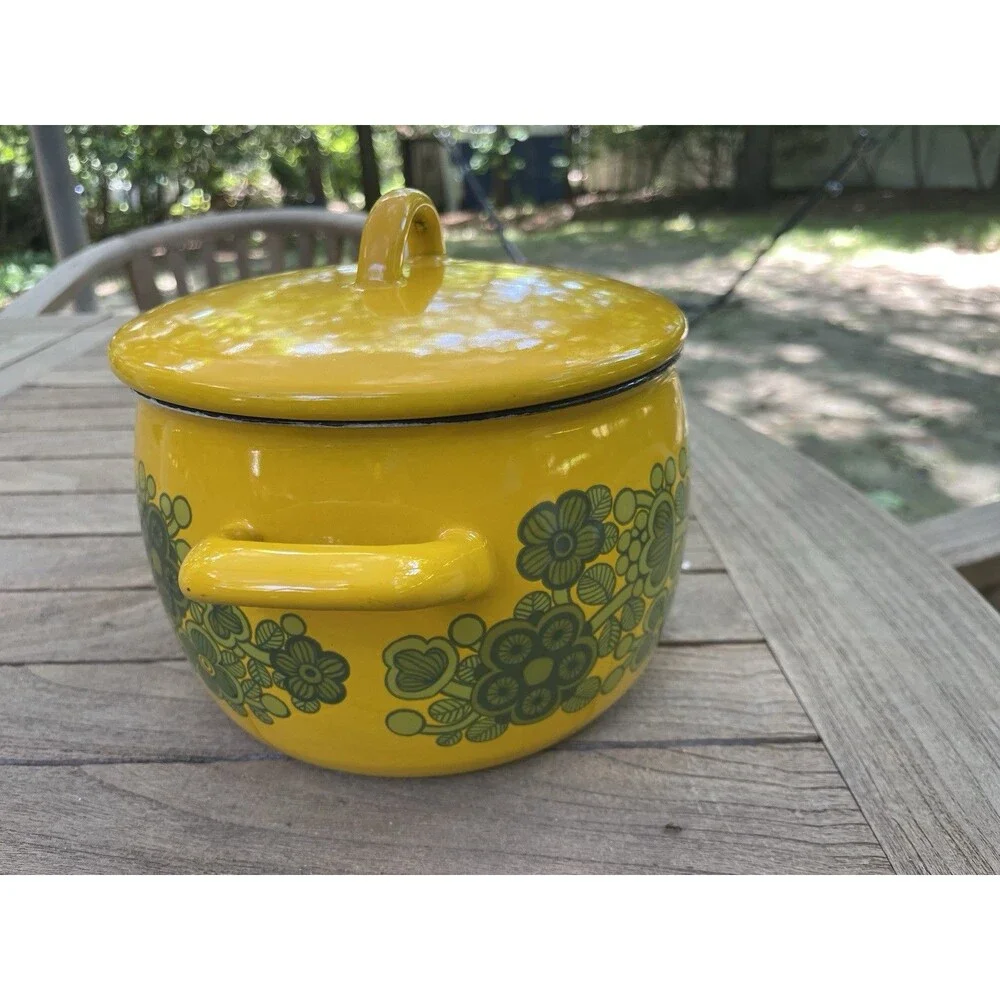Vintage Arabia Finel Kalas Primavera Enamel Casserole Pot with Lid Yellow Green